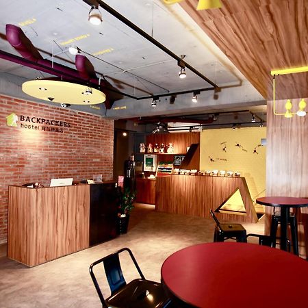 Backpackers Hostel - Ximen Тайбэй Экстерьер фото