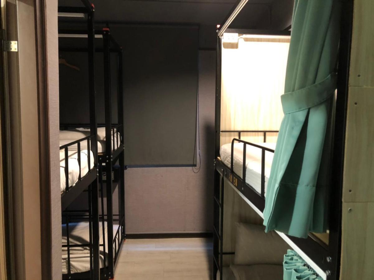 Backpackers Hostel - Ximen Тайбэй Экстерьер фото